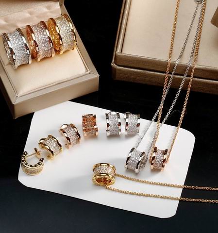 Bvlgari suits 04lyh10